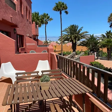 Oasis Royal Home Apartment *